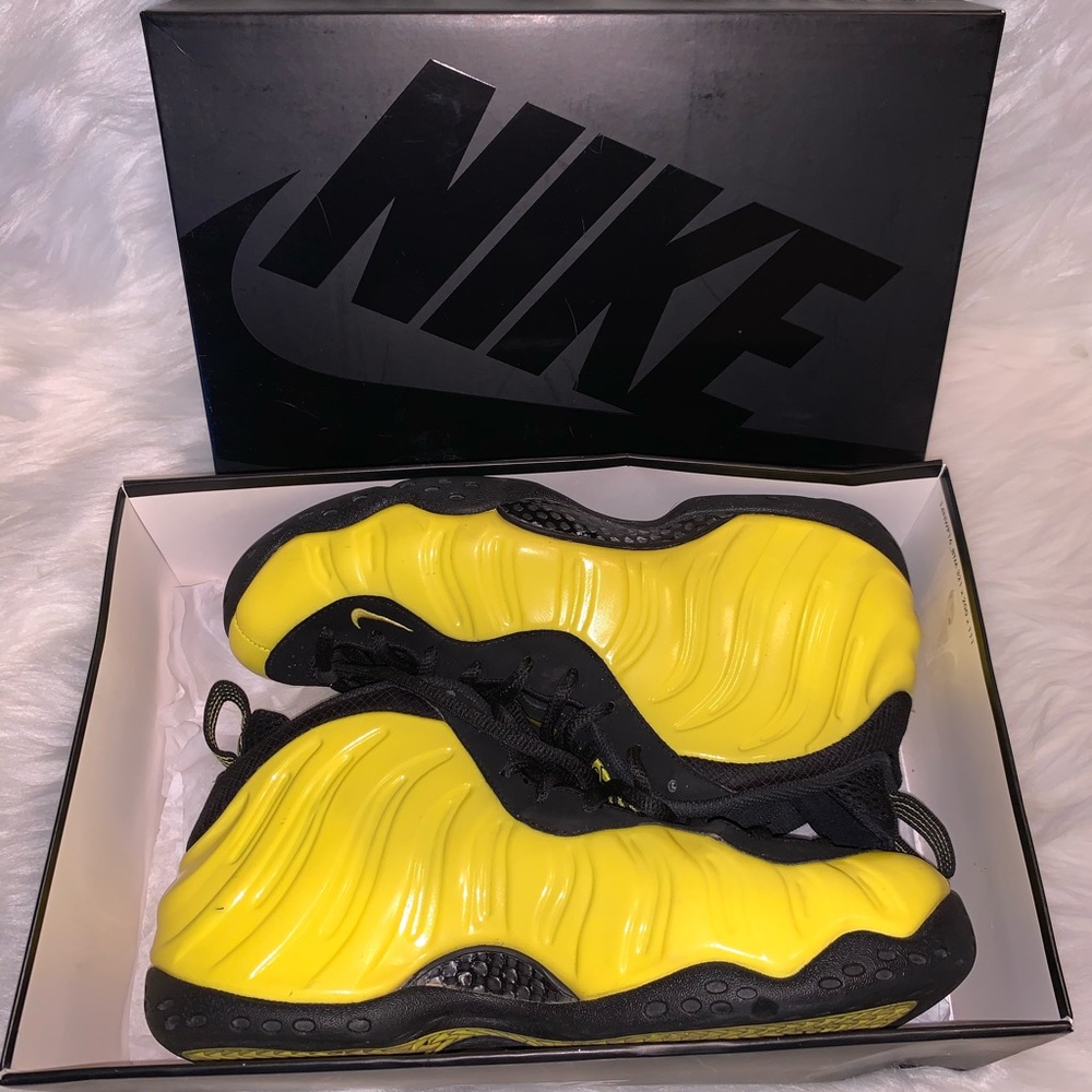 💯%Authentic Air Foamposite One